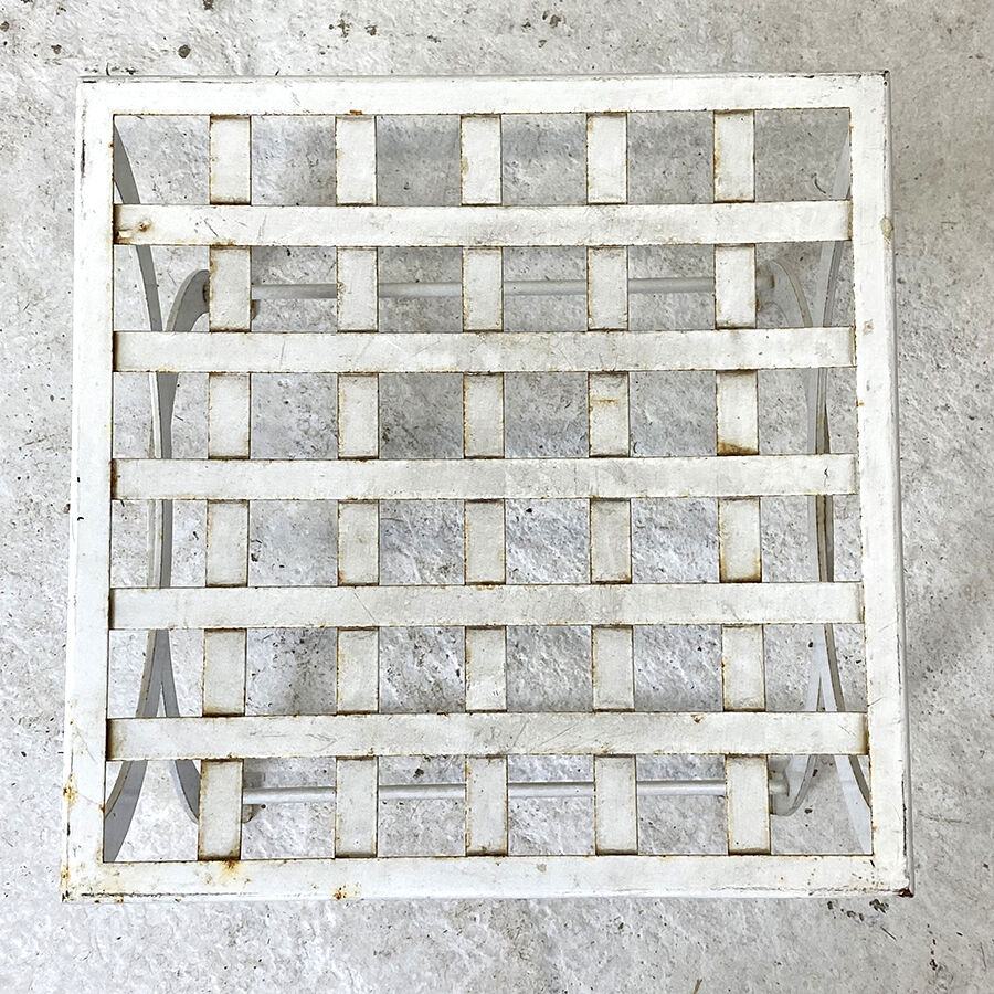 Metal garden furniture