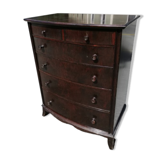 English mahogany chest of drawers