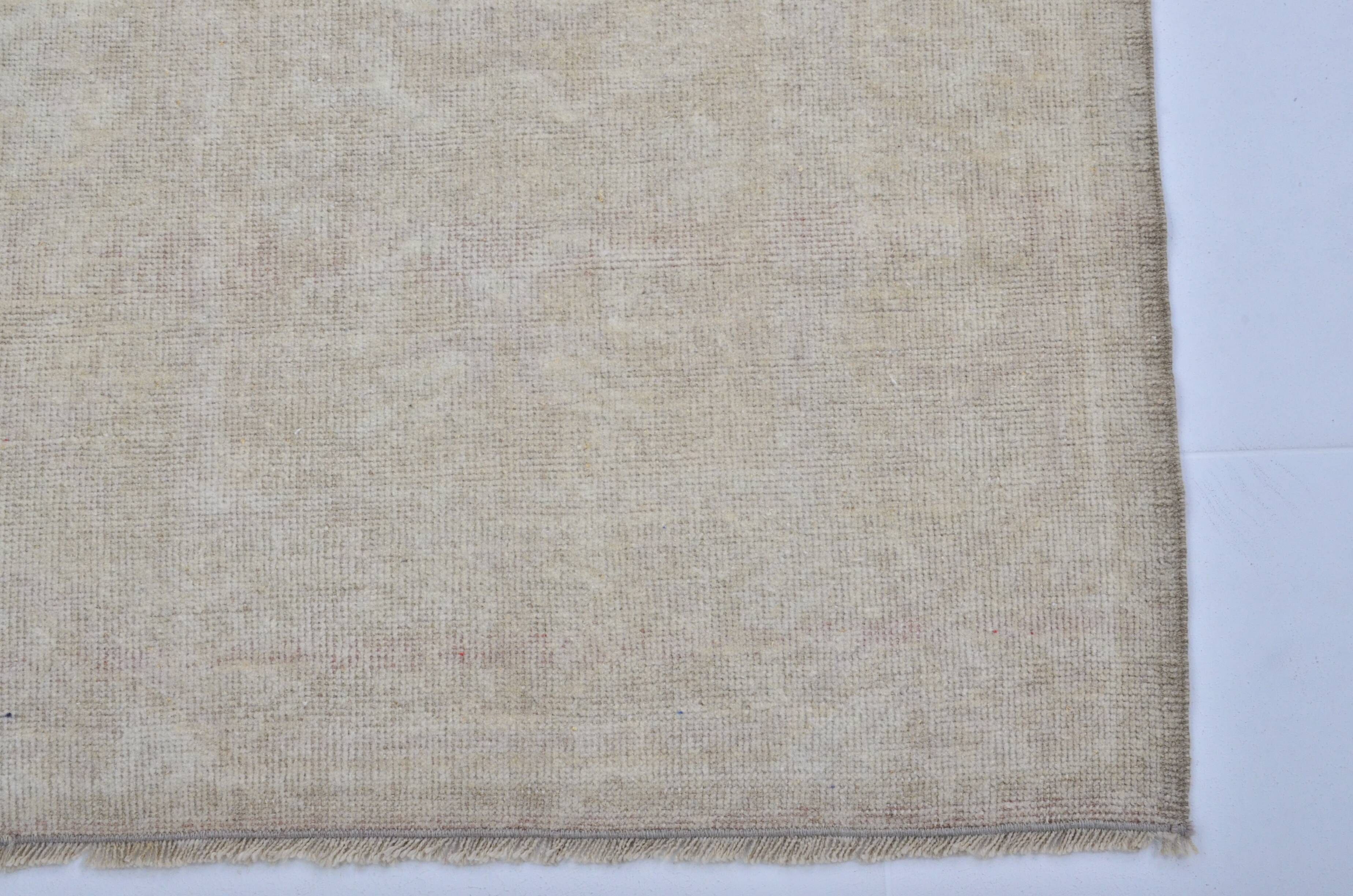 Handwoven Decorative Oushak Rug