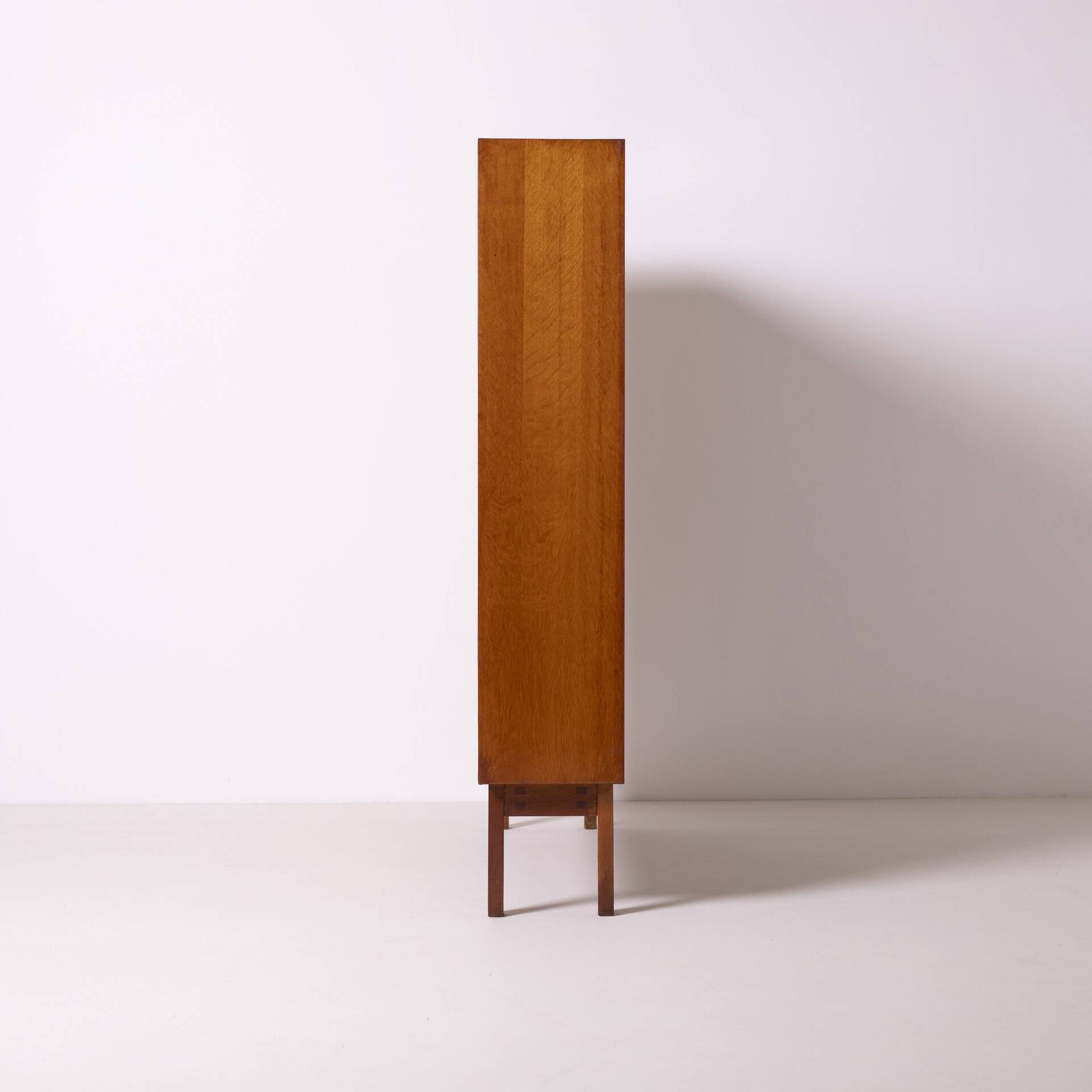 ULUV library, light oak, Czechoslovakia, 1960s.
