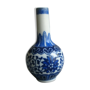 vase soliflore en porcelaine