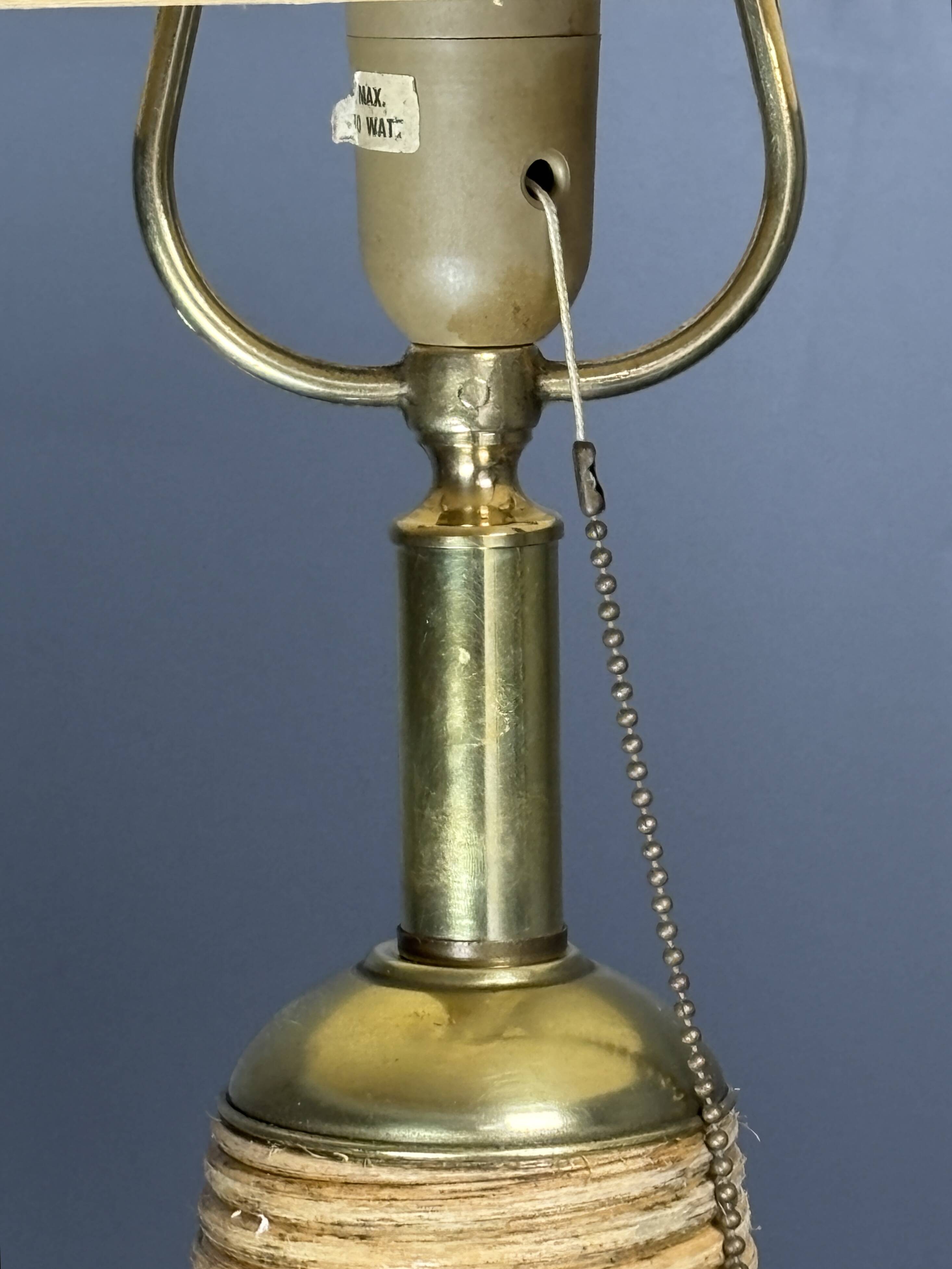 Lampe de table en rotin, bambou et laiton, Italie années 1970