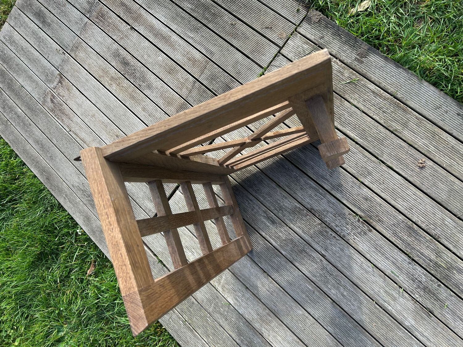 Art Deco wall-mounted coat rack in grey oak