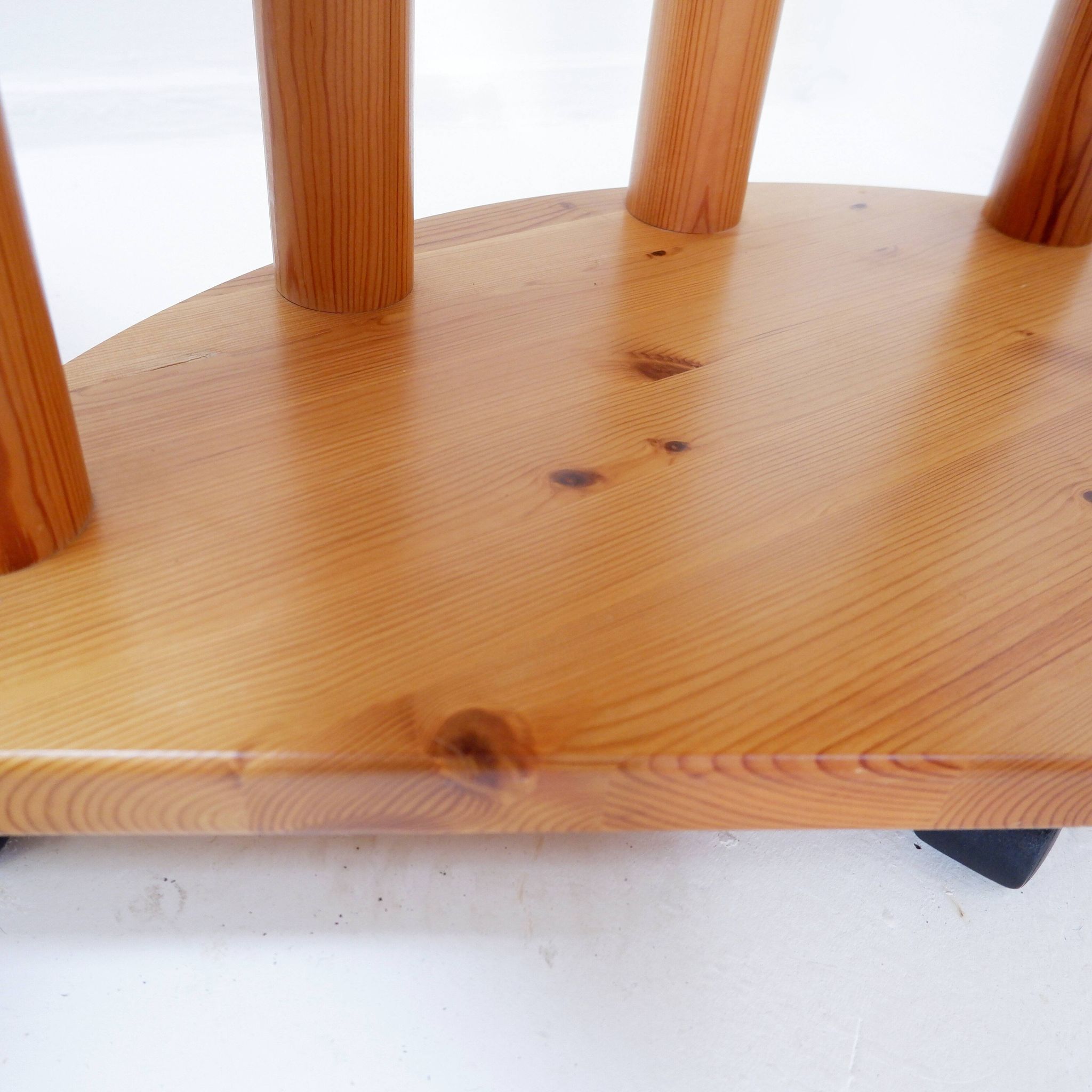 Set of 3 vintage side tables, in the style of Rainer Daumiller