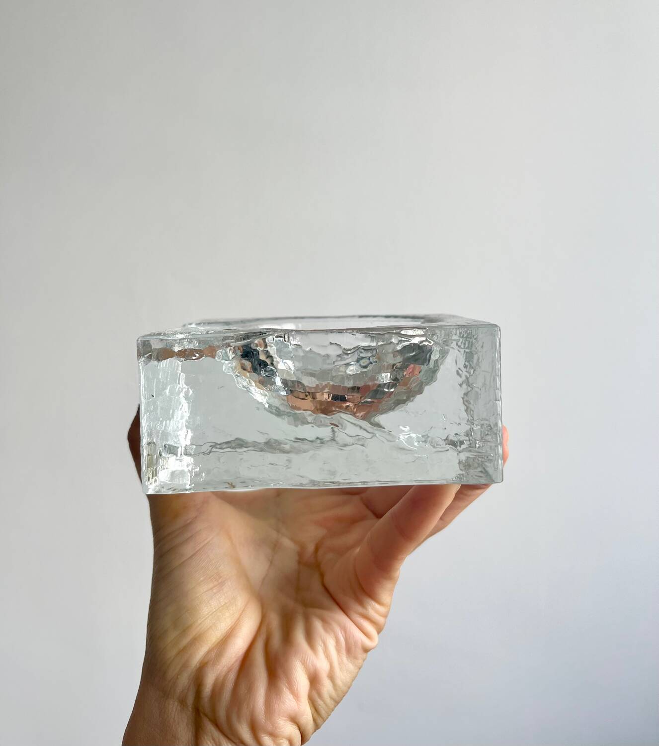 Cendrier pavé de verre