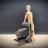 Coronet bellows camera