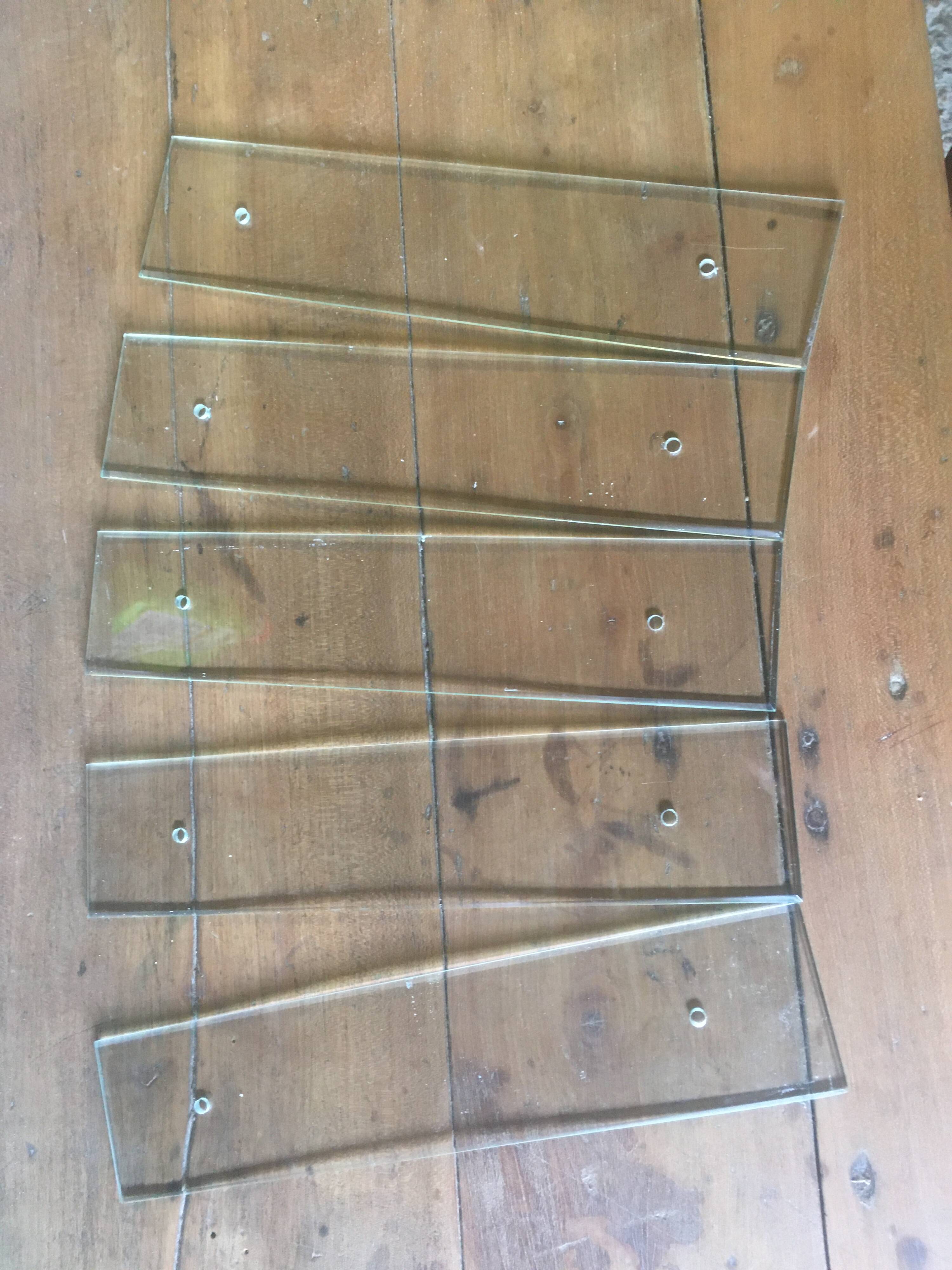 Set of 5 GM beveled glass cleaning plates