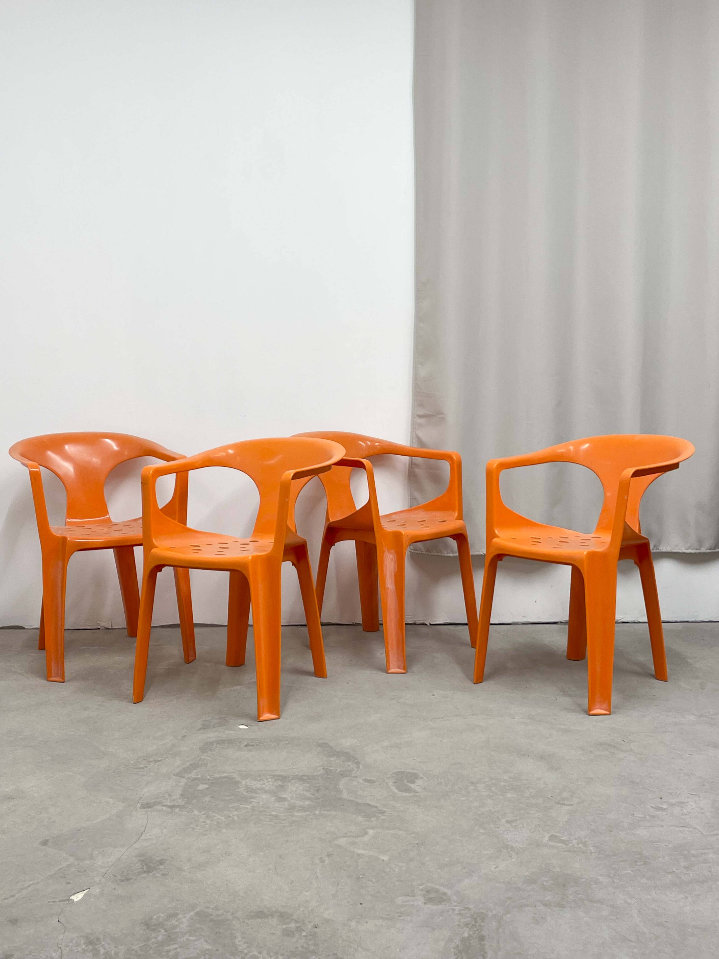 4 chairs "Armchair 300", Henry Massonet, Stamp, 1972