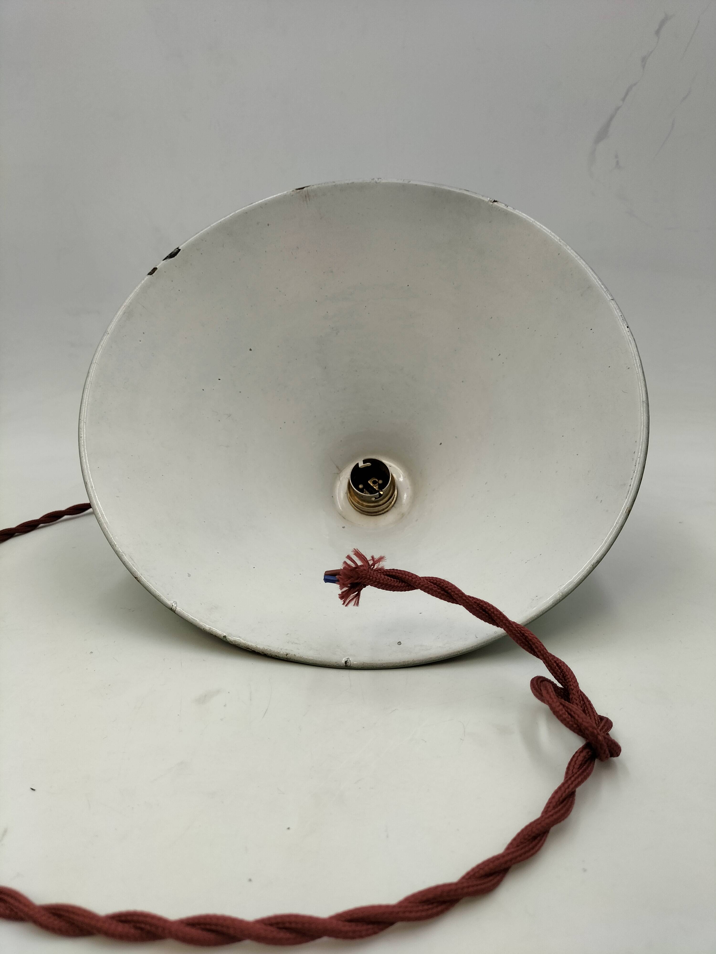 Enameled sheet metal cone pendant light