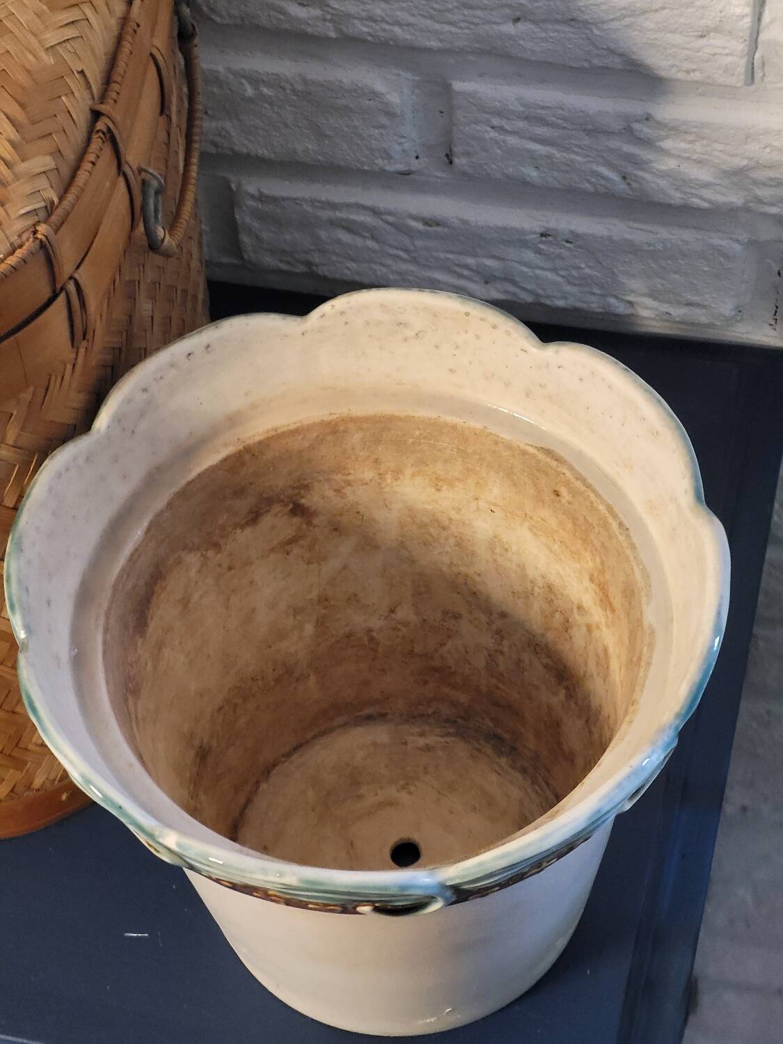 Vintage slip planter