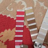 Hand knotted rug, vintage turkish rug 135x142 cm