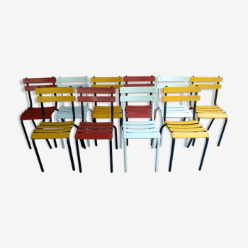 Lot de 10 anciennes chaises de bistrot en fer des années 1960