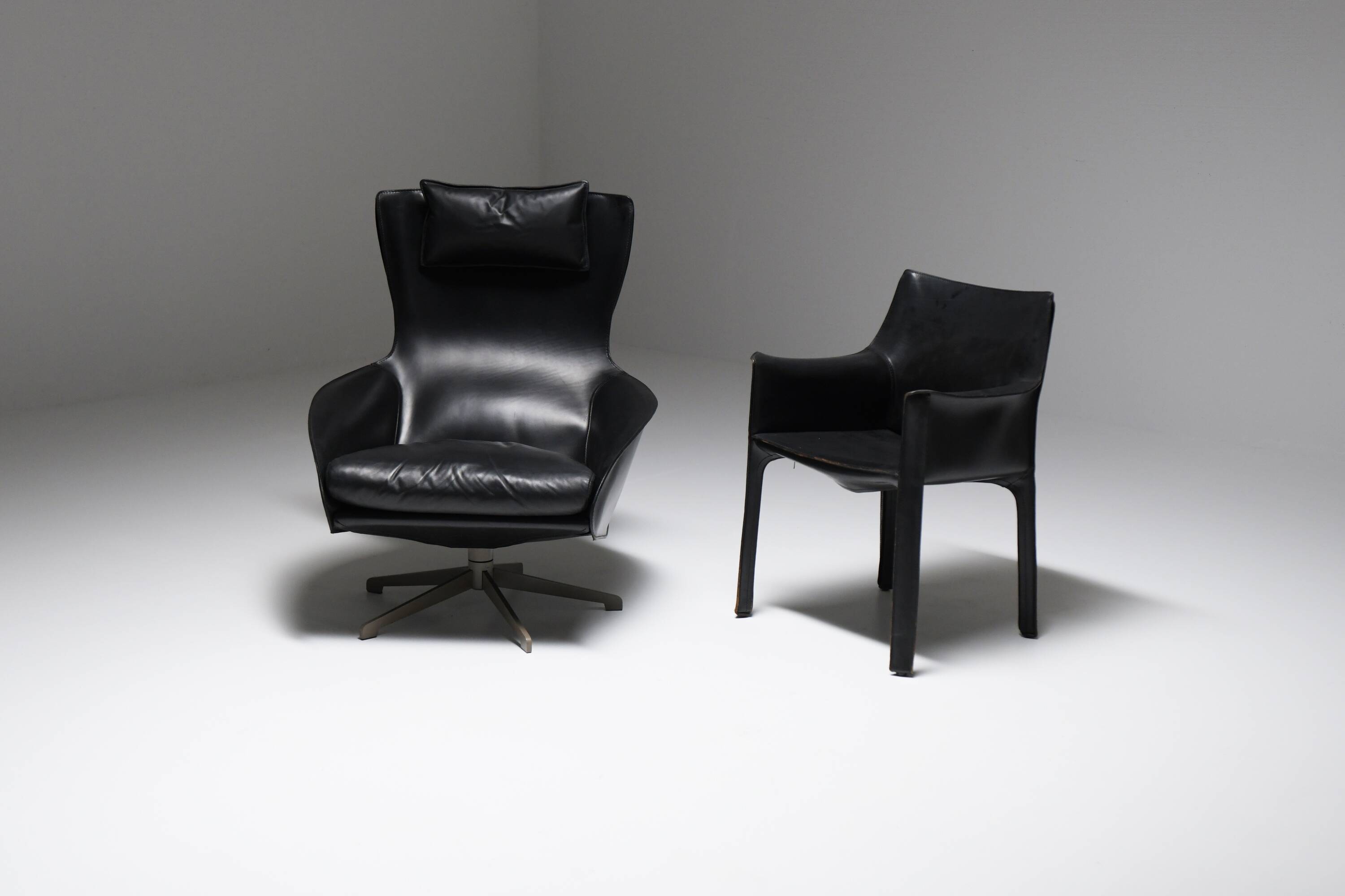 Black leather Cab 423 by Mario Bellini for Cassina