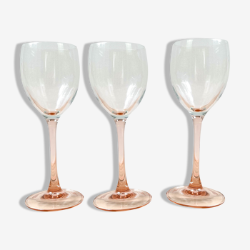 3 glasses of white wine vintage pink foot luminarc model "rosé"