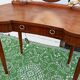 Kidney dressing table