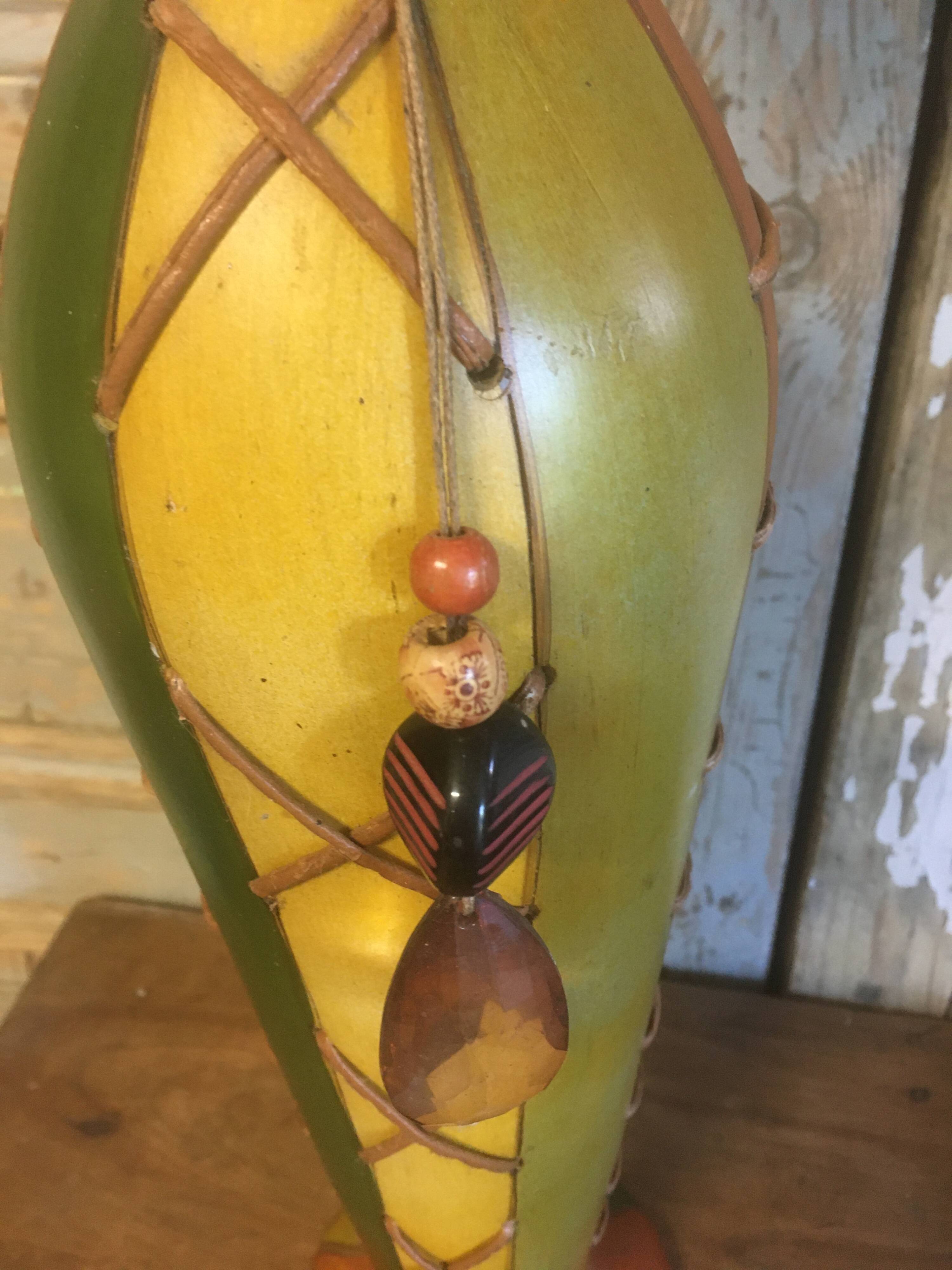 Soliflore in wood or resin