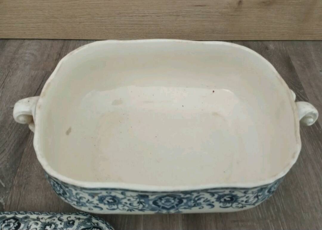Gien soup tureen with tray / Retro/ Vintage