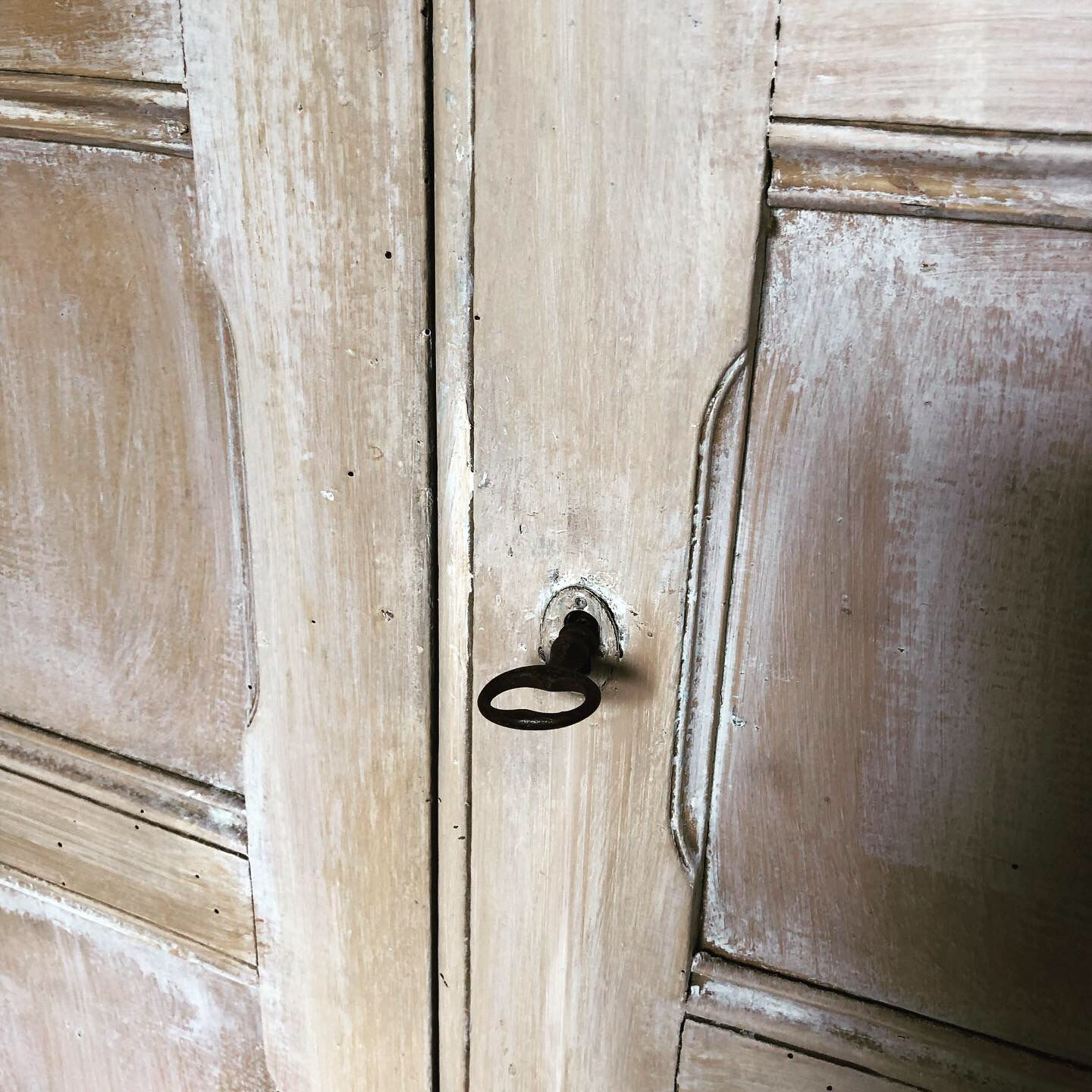 Parisian wardrobe 1950