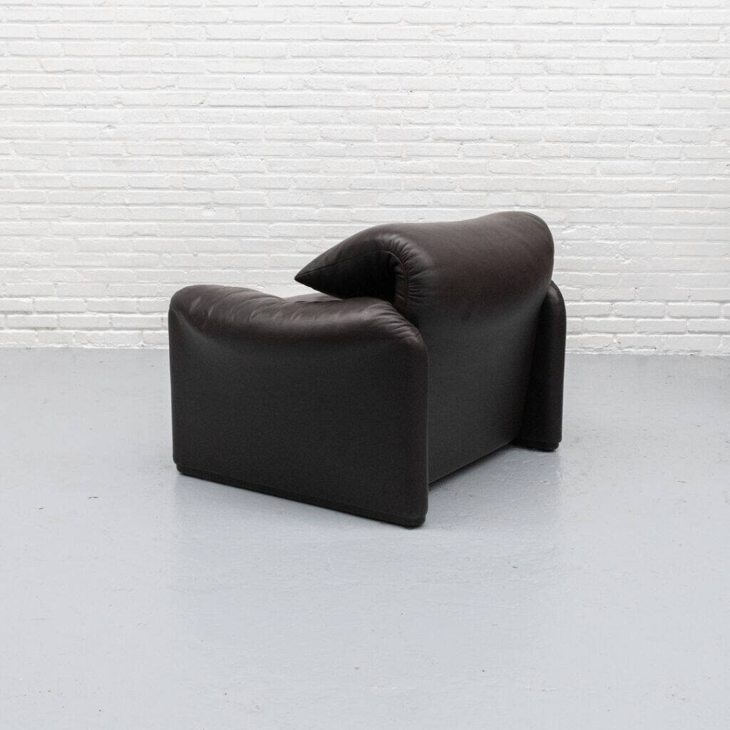 Fauteuil Cassina Maralunga années 1970
