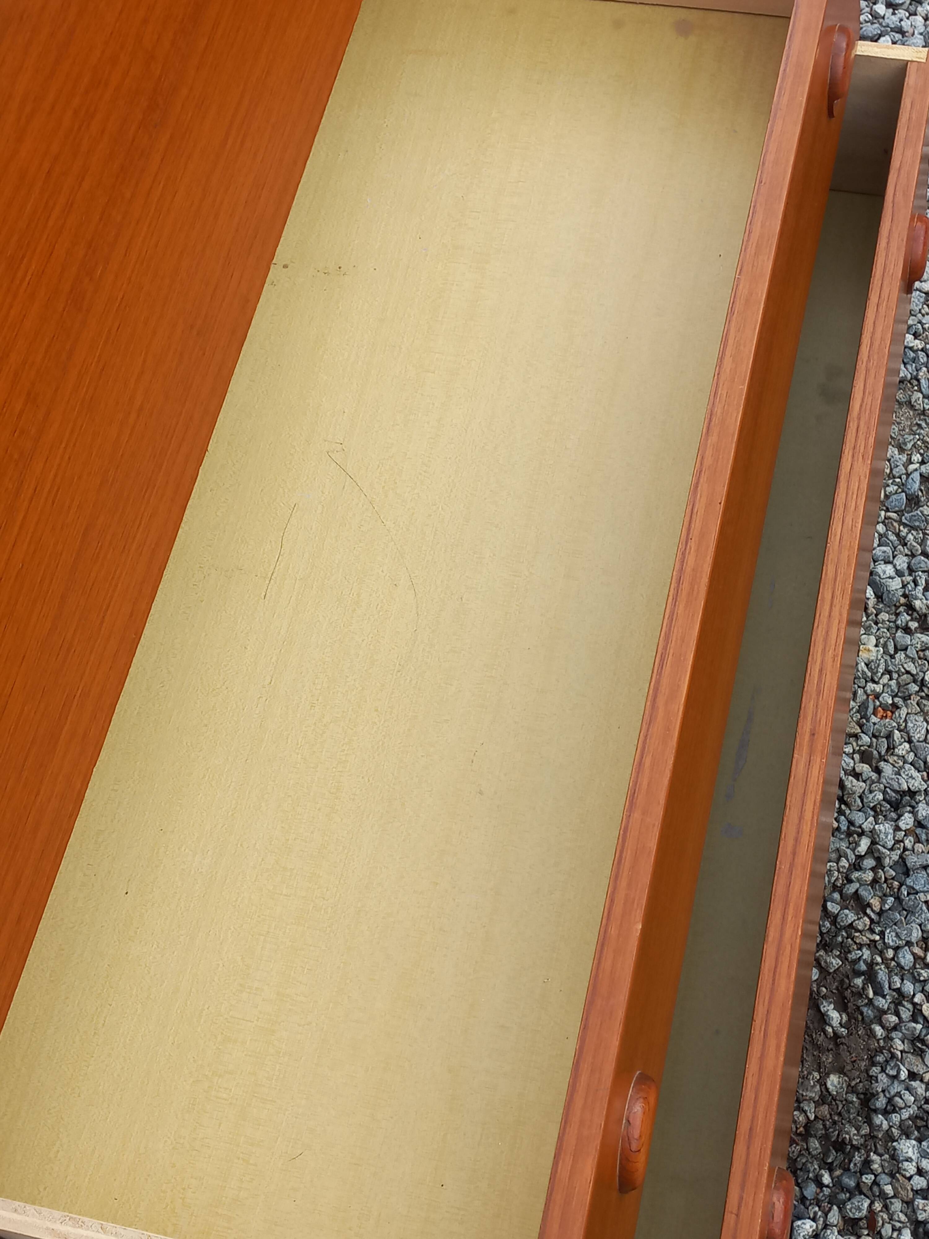 Scandinavian style 4-drawer teak chest of drawers, 1970s