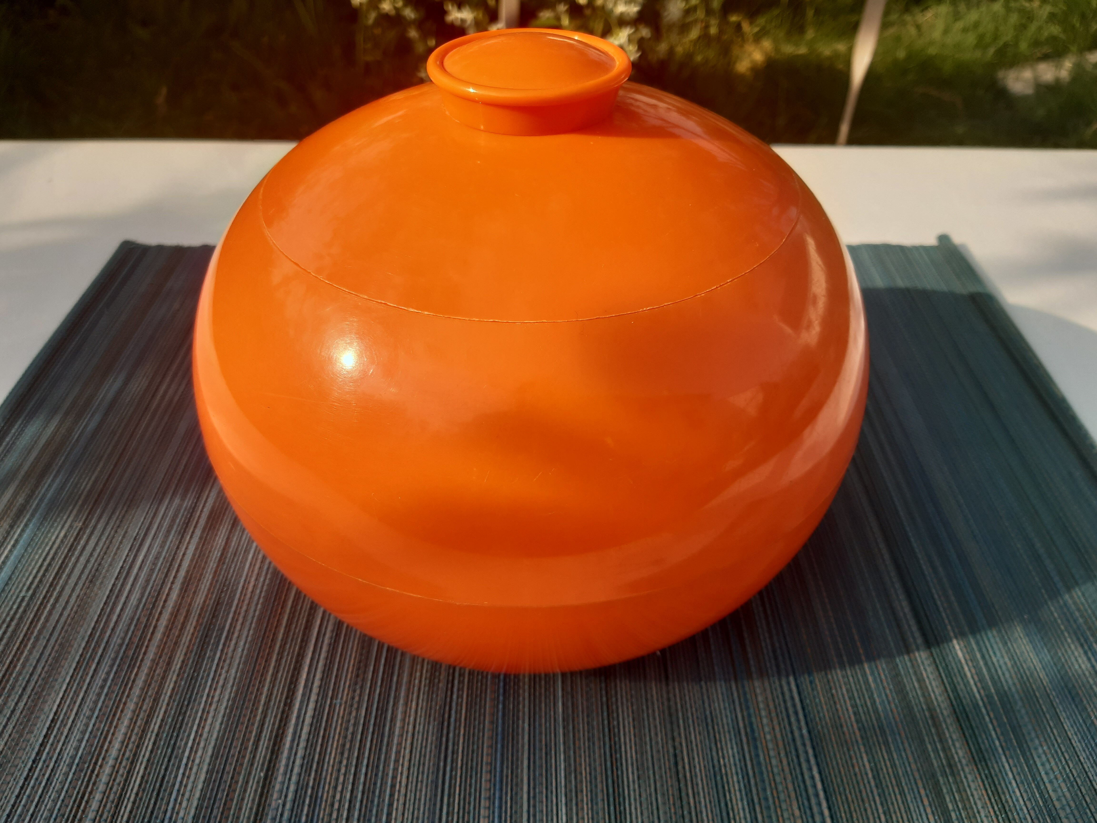 80's orange ice bucket