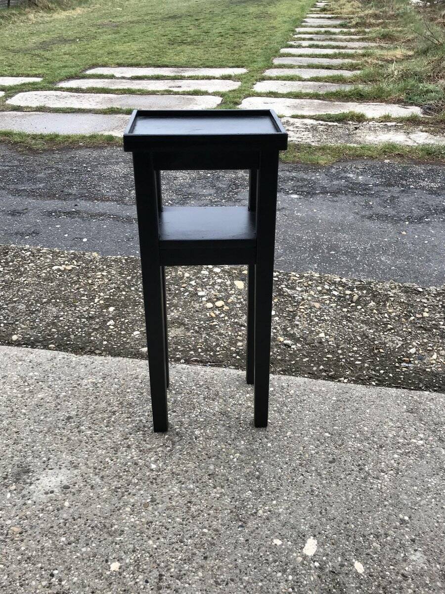 Small black Art Deco side table in wood, 1930s — compact and slender
