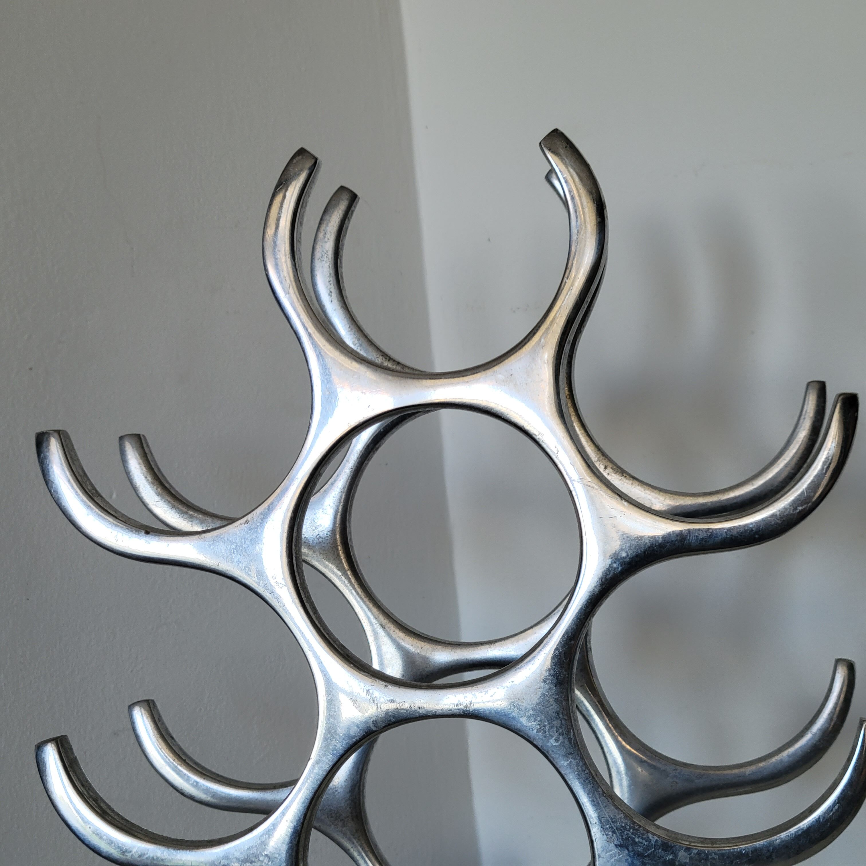 Aluminum wine rack shelf bottle rack for 9 bottles