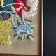 tableau fleurs brodées 1970