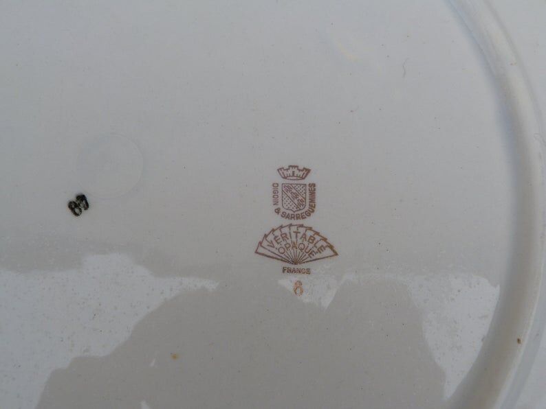 Large round dish 1900 Digoin - Sarreguemine Bird of the Islands