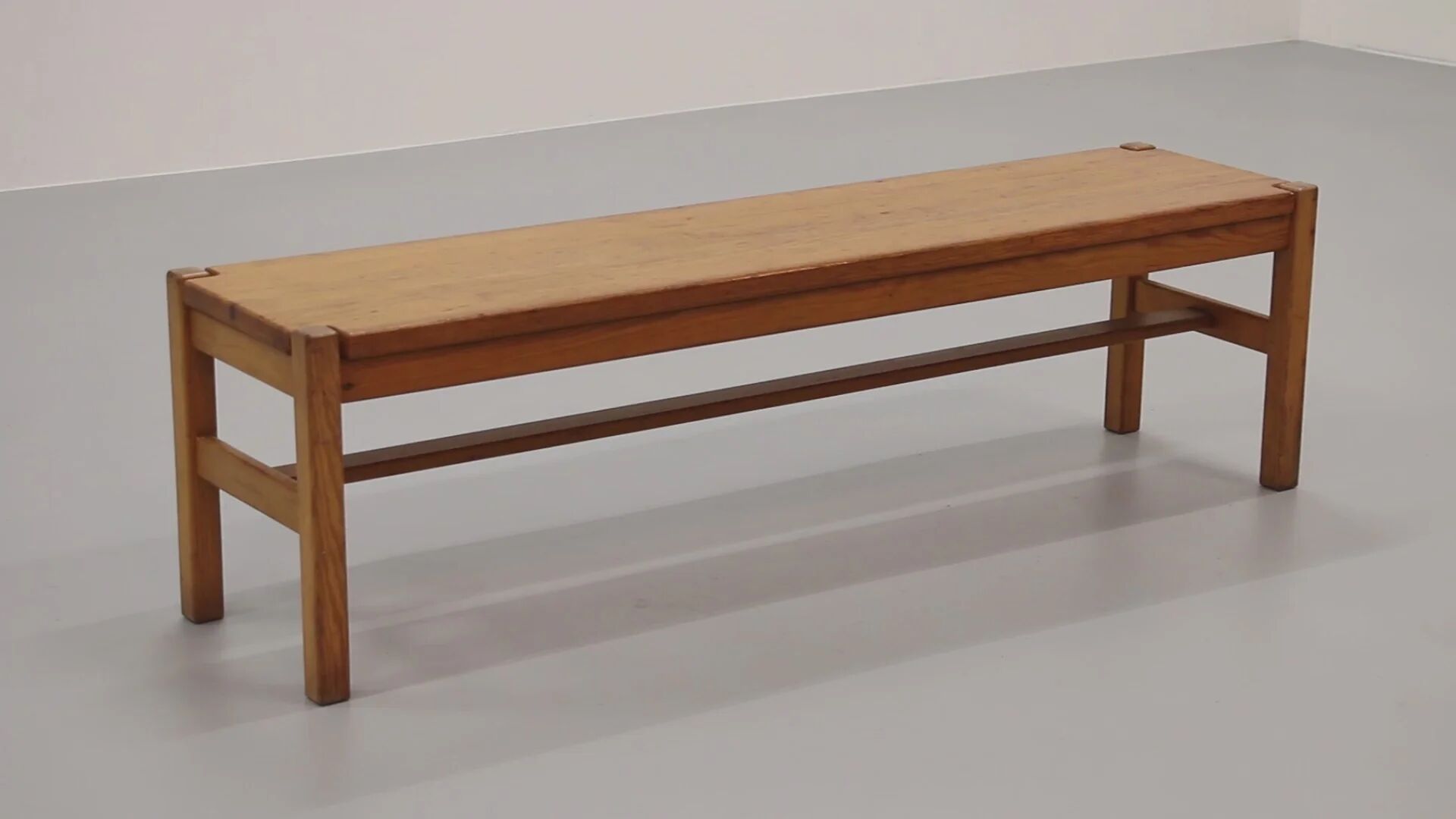 Banc en pin Ilmari Tapiovaara fabriqué en Scandinavie, 1960