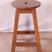 Tabouret d'atelier en teck birman