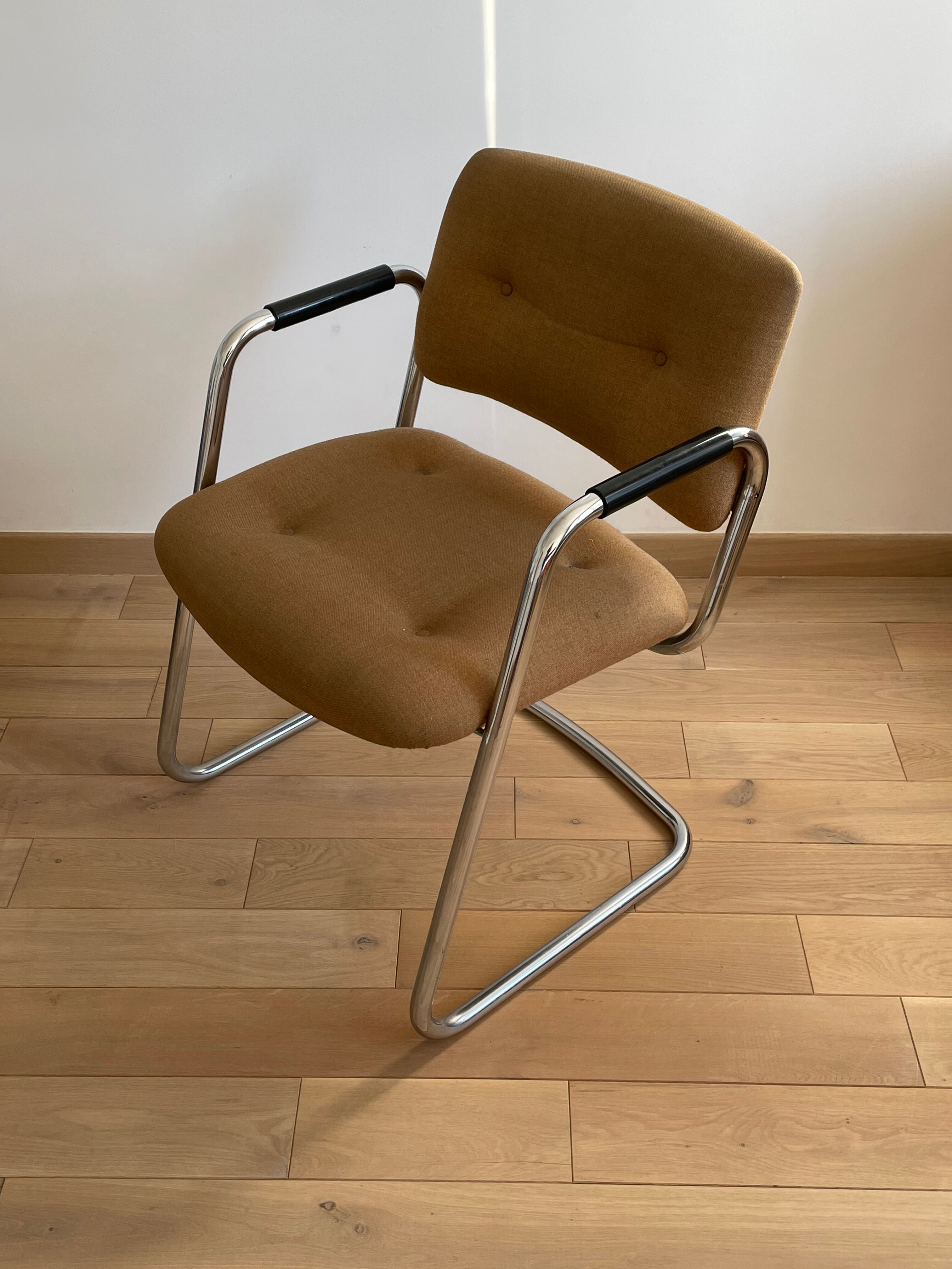 Desk chair sled base by Strafor