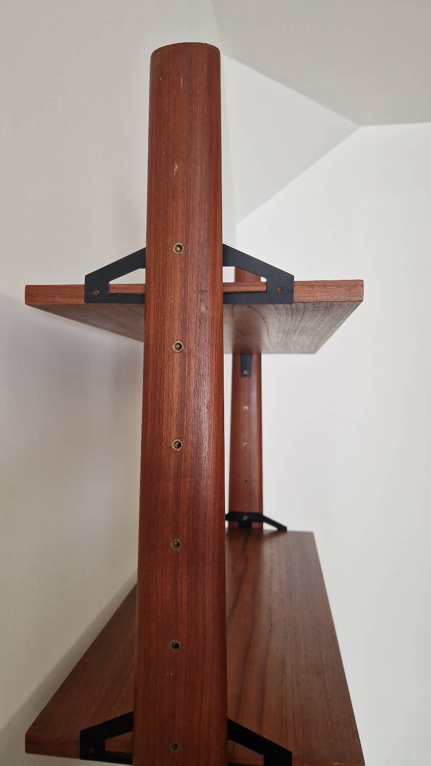 Freestanding Italian bookcase in teak and brass from the 60s
