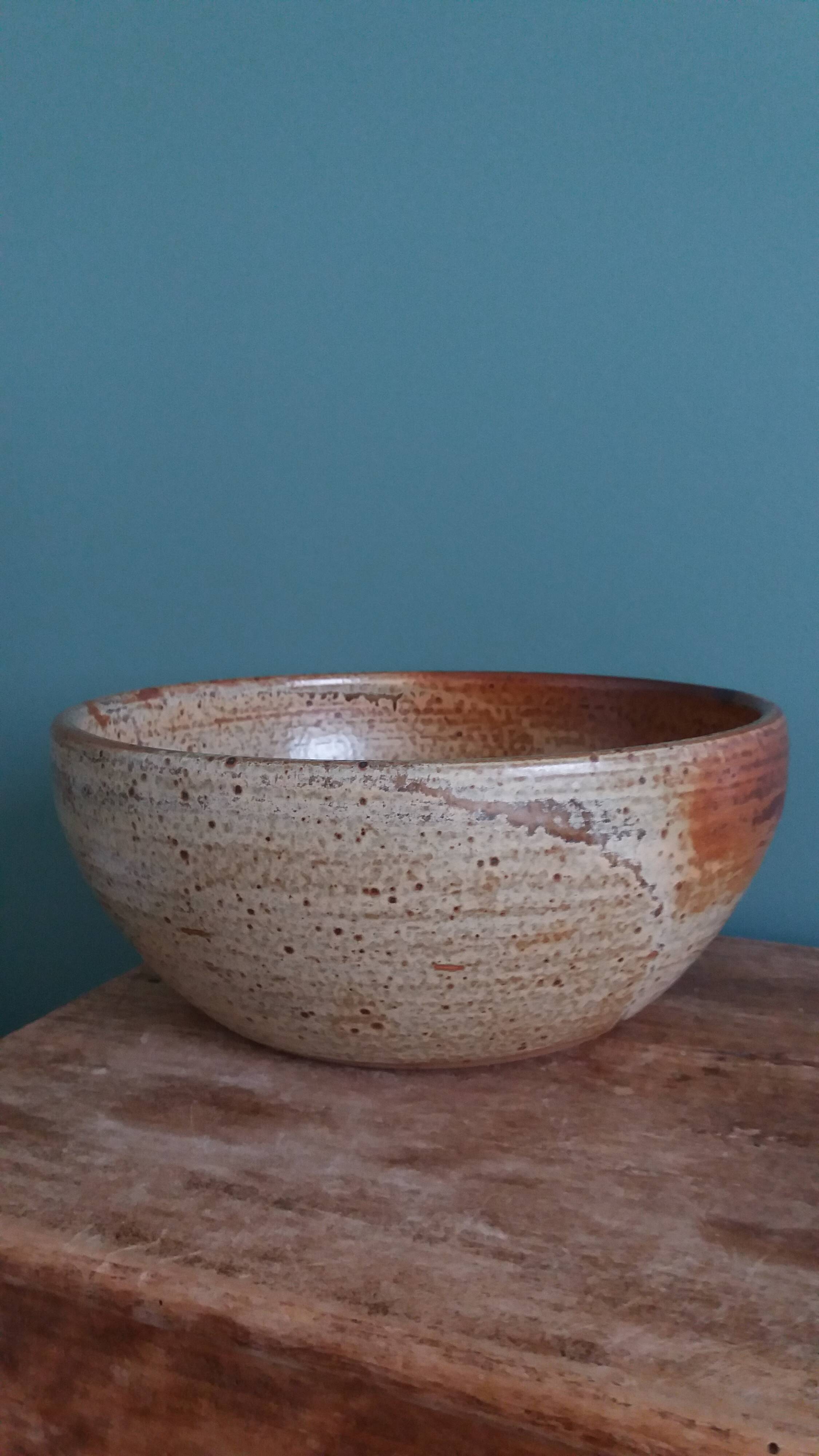 Stoneware salad bowl from Puisaye, signed Jean-Pierre Prud’homme