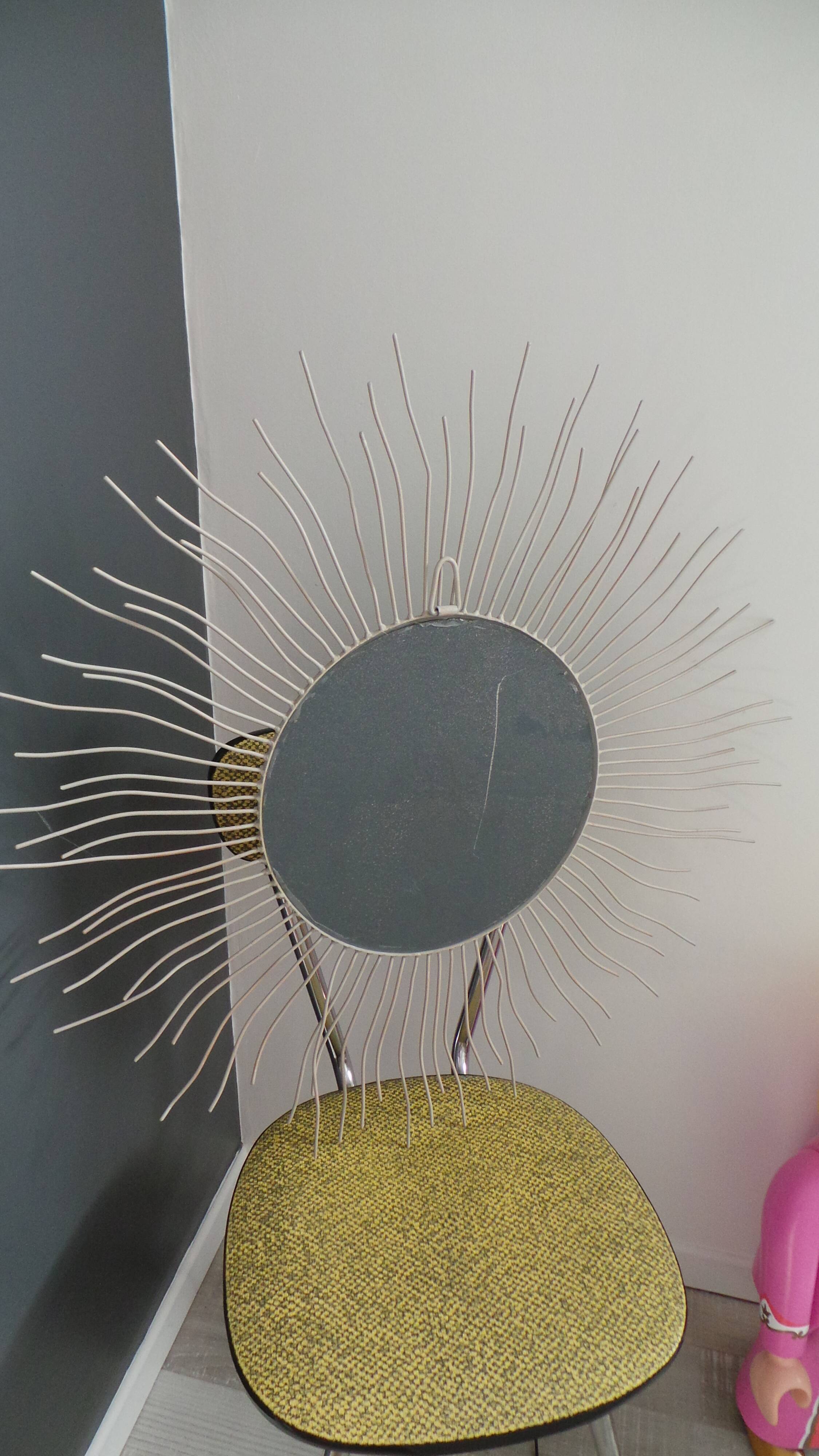 Sun 73x73cm white metal mirror