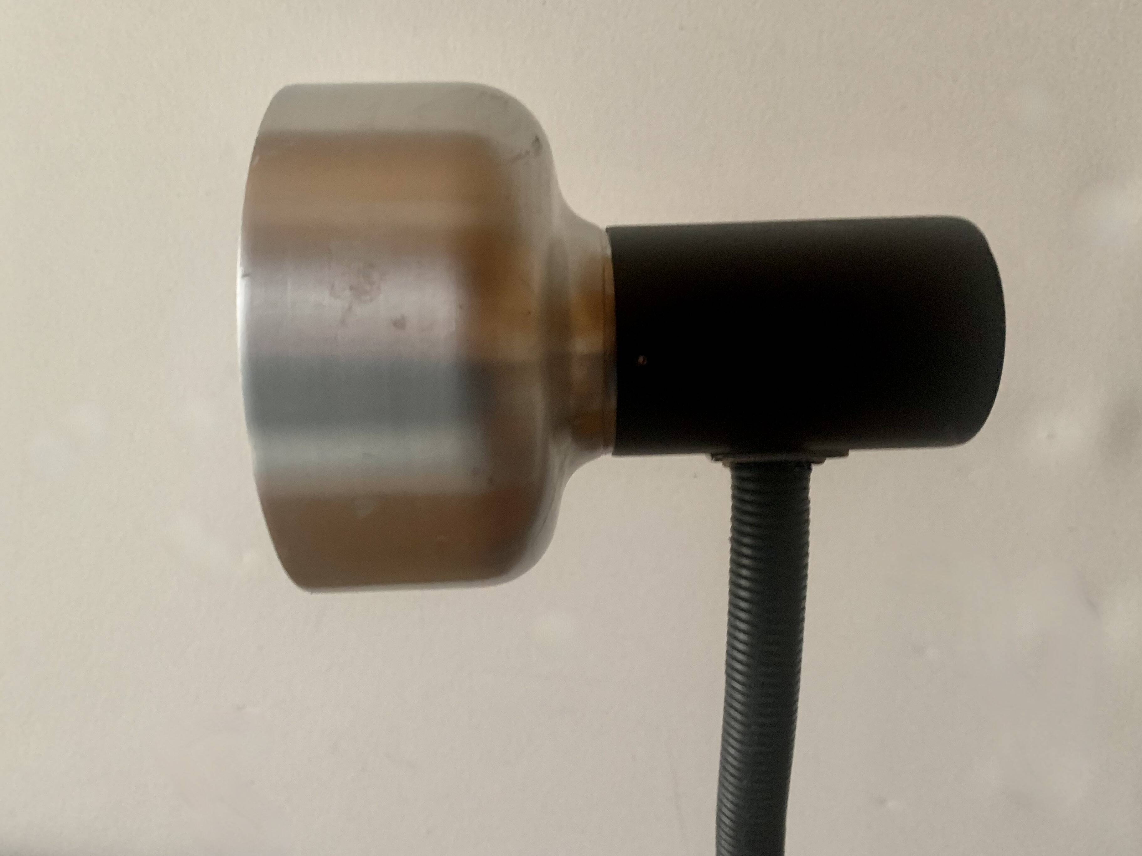 Vintage Wila desk lamp in black metal and aluminum