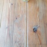Farm table
