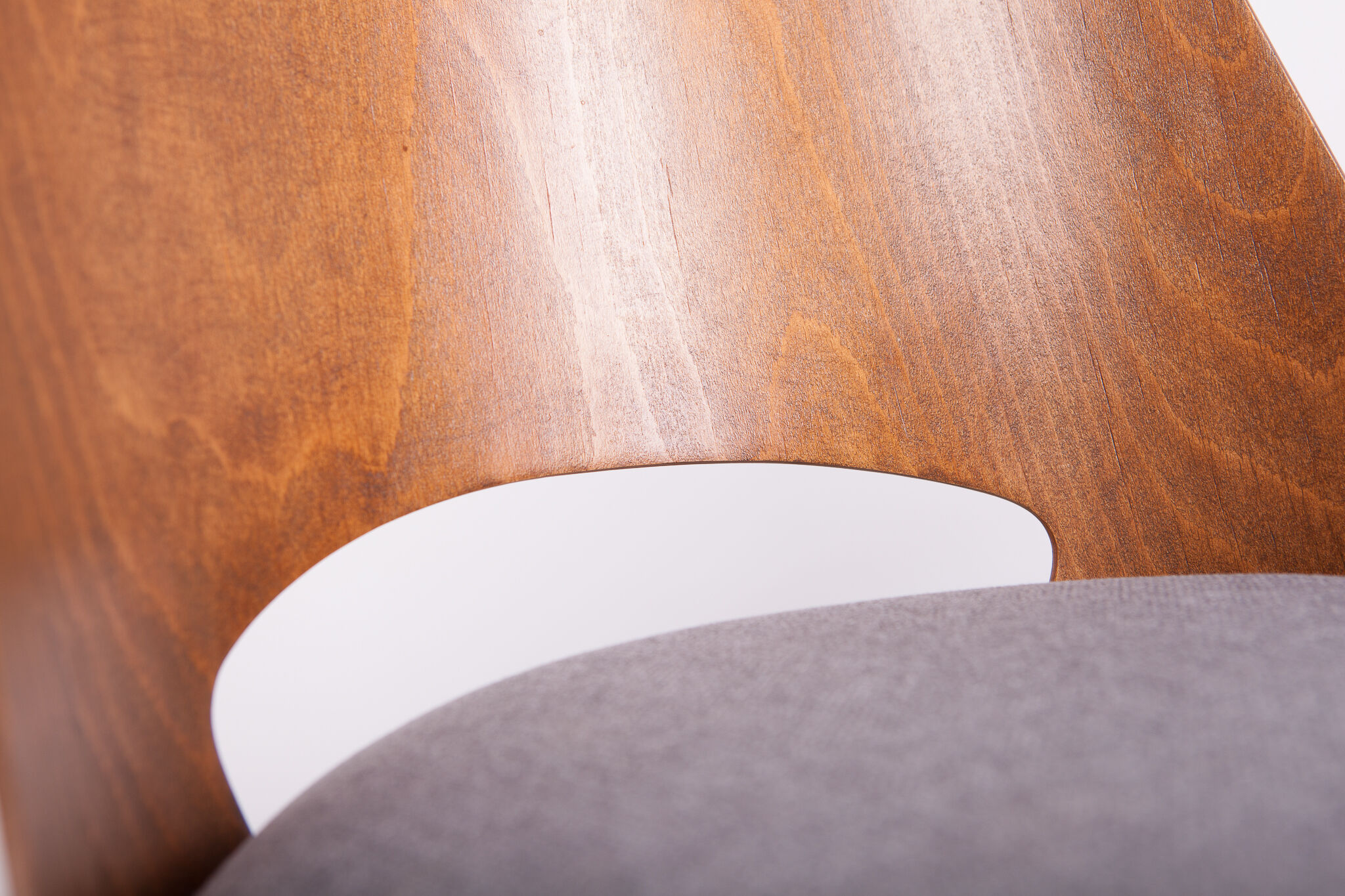 Model lollipop dining chairs from Tatra, 1960