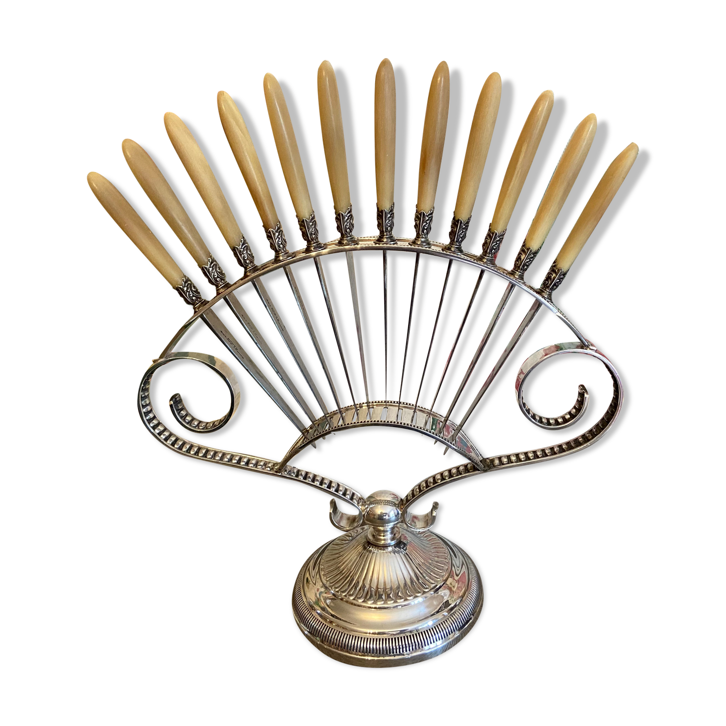 12 small antique knives and their fan knife holders