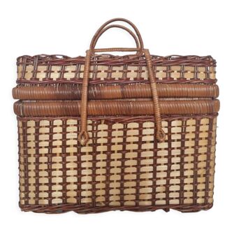 Vintage picnic basket