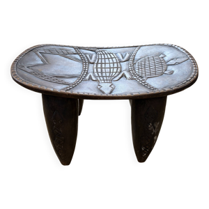 Petit tabouret africain