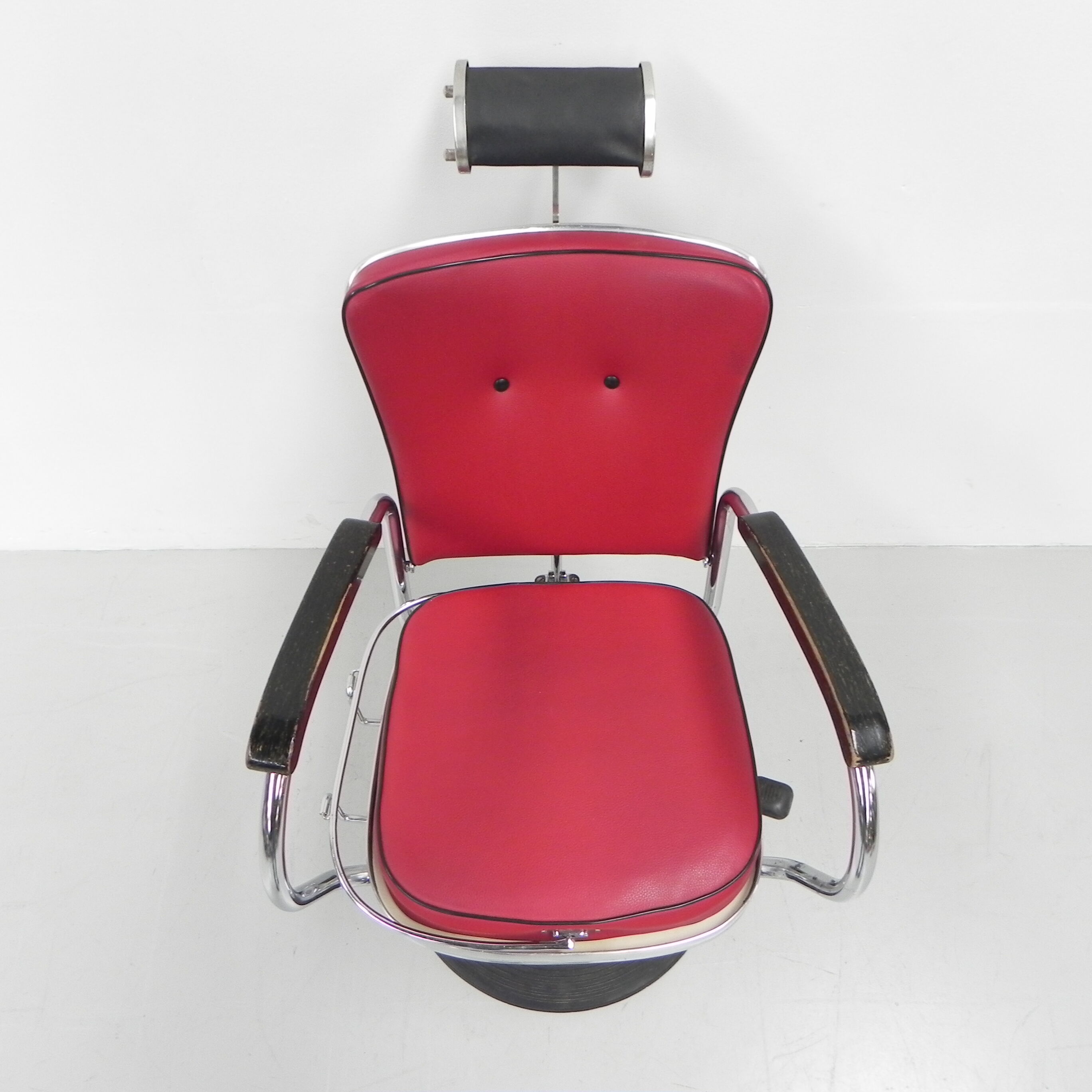 Vintage barber chair, barber chair Nubert