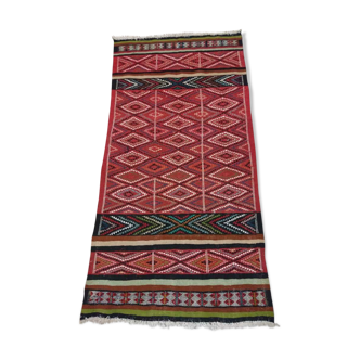 Tapis kilim berbère rouge multicolore en laine 100x200cm