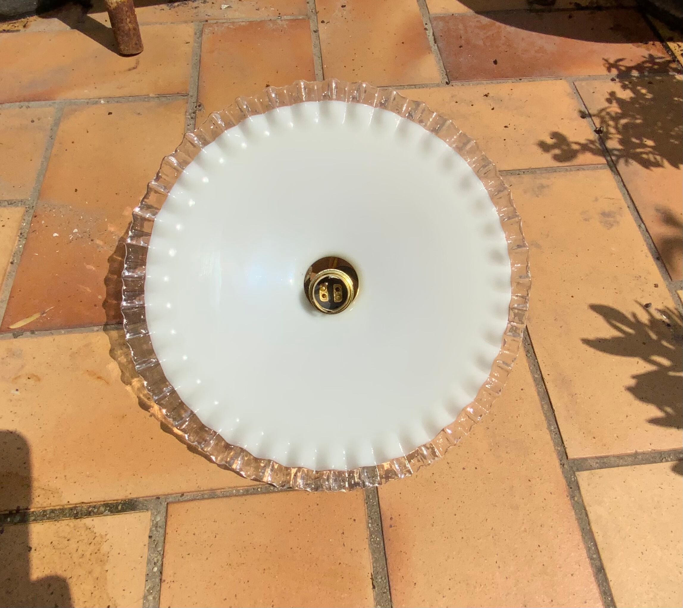 Vintage opaline suspension white wavy threads and gold socket retro firm style