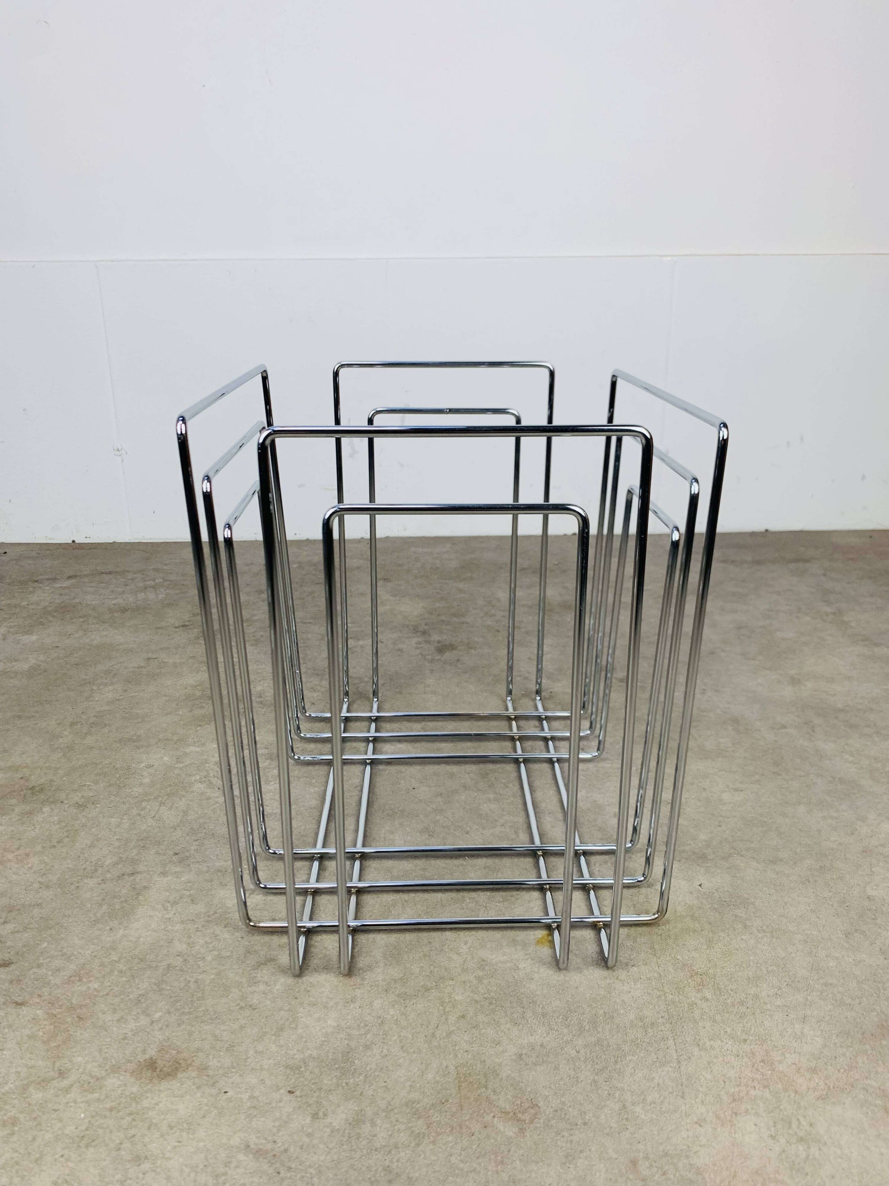 Chrome metal magazine rack by Willi Glaeser for TMP, 1980s.