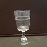 12 verres anciens gravés