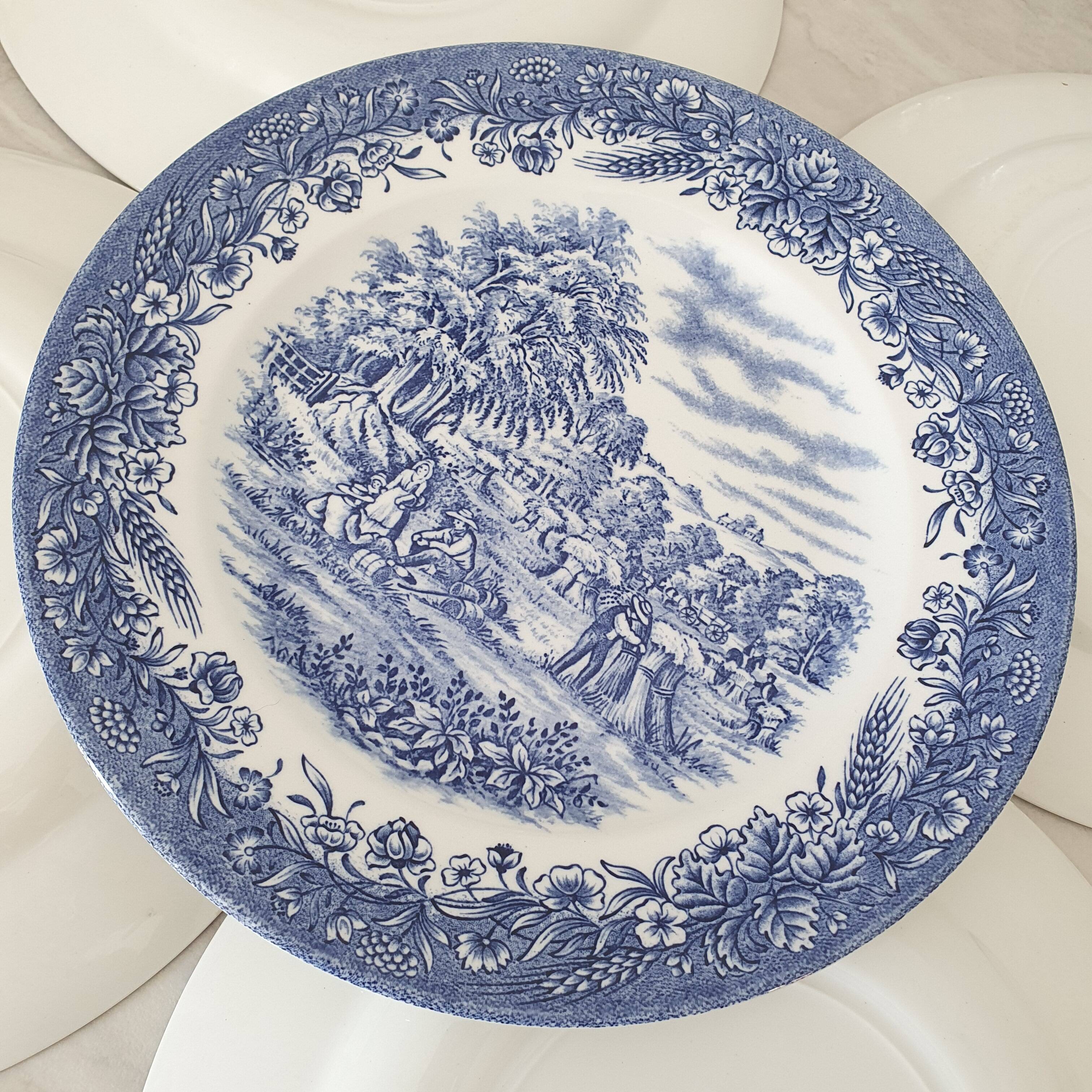 Churchill / Large English porcelain plates