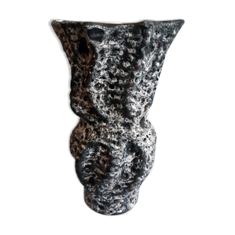 Black and white speckled ceramic vase signed Annette ROUX.