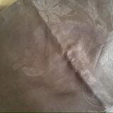 Ancient mole-grey damask table