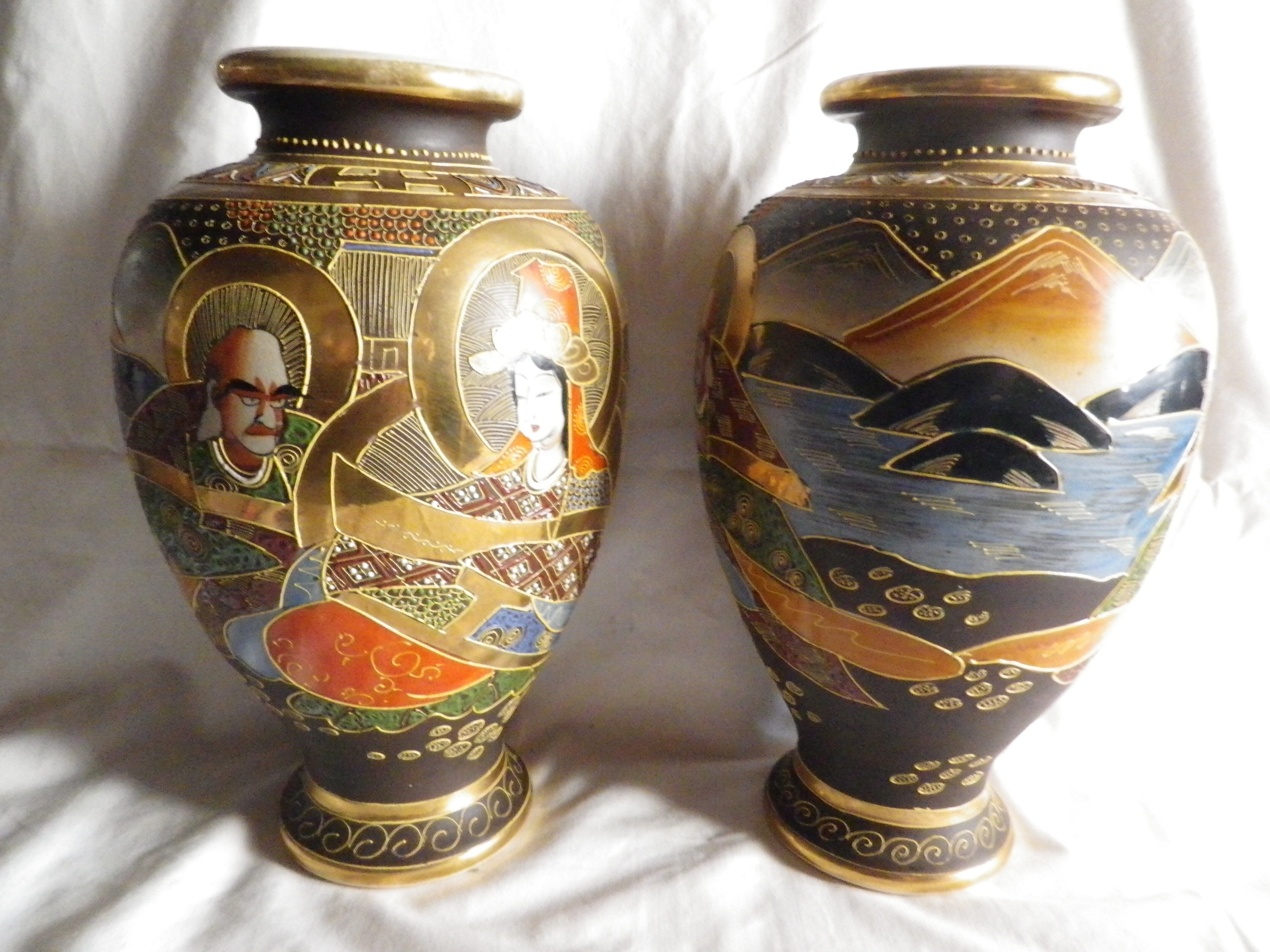 satsuma vase pair